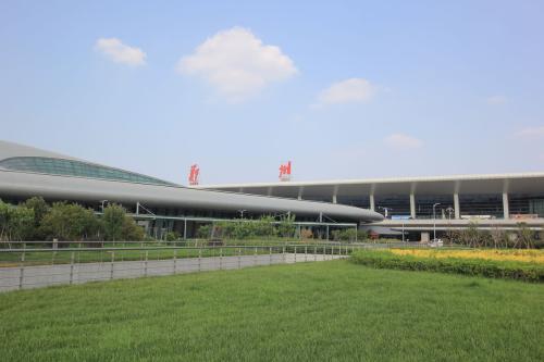 新鄭機場直飲水濾中濾中標